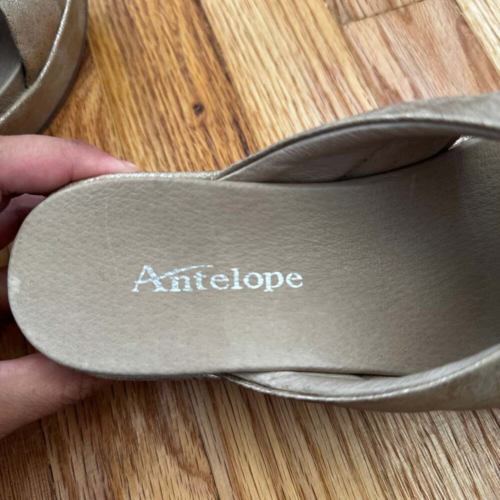 Antelope Hanne Gold Toned Wedge Sandals Women’s Size 38 - Picture 8 of 11